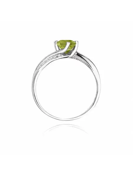 Ring In 14kt Gold with Olivine 0.60 ct and 10 Diamonds 0.05 ct