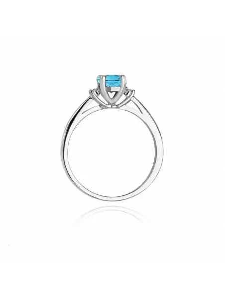 Ring Gold with Topaz with a 0.50 ct and 2 Diamonds 0,06 ct