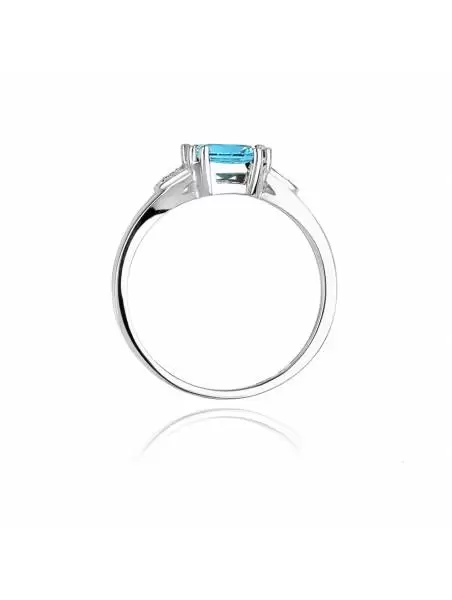 Ring 14kt Gold with Topaz and 1.40 ct and 2 Diamonds 0,06 ct
