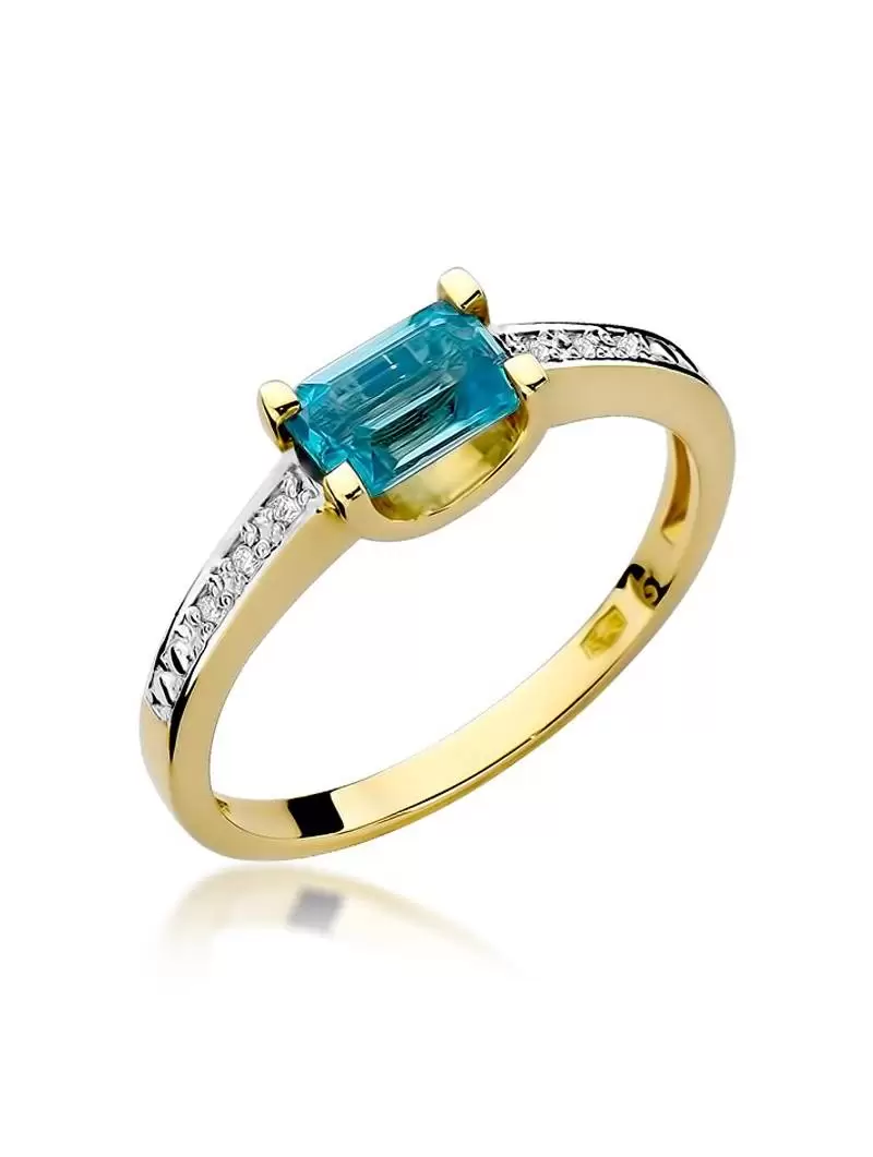 Gold Ring with 0.65 ct Topaz and 6 0.03 ct Diamonds
