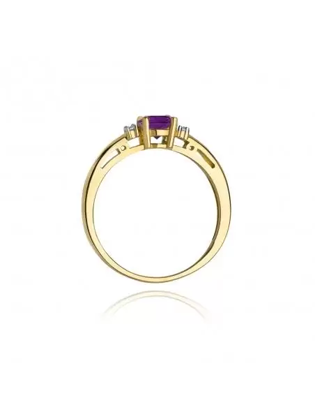 Ring In 14kt Gold with Amethyst 0,50 ct and 2 Diamonds 0,03 ct